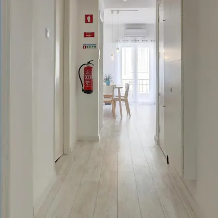 Appartamento Mouraria House And Quiet With A Balcony Lisbona