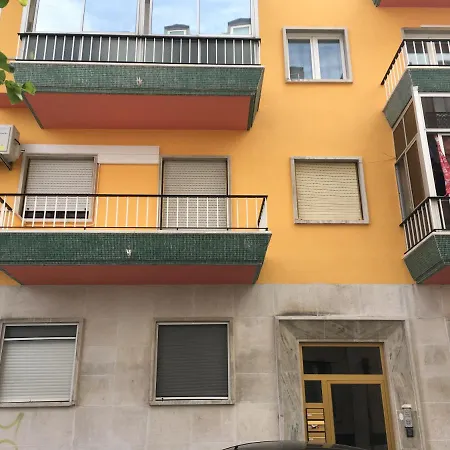 Mouraria House And Quiet With A Balcony Апартаменты